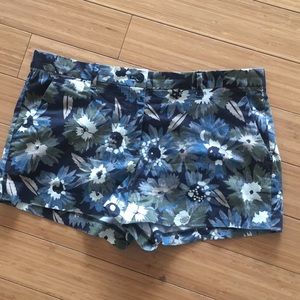 Gap floral print tailored shorts